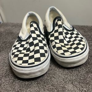 Vans checkers size 8